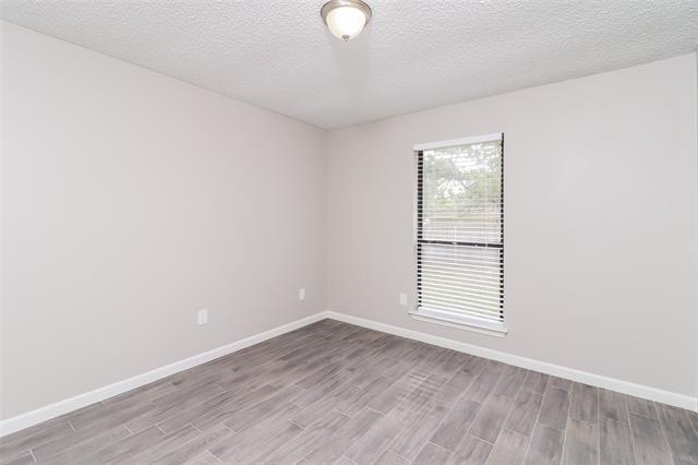 Building Photo - 6223 Fernwood Dr