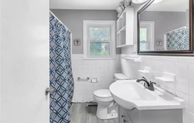 Building Photo - 5409 Sumac Cir