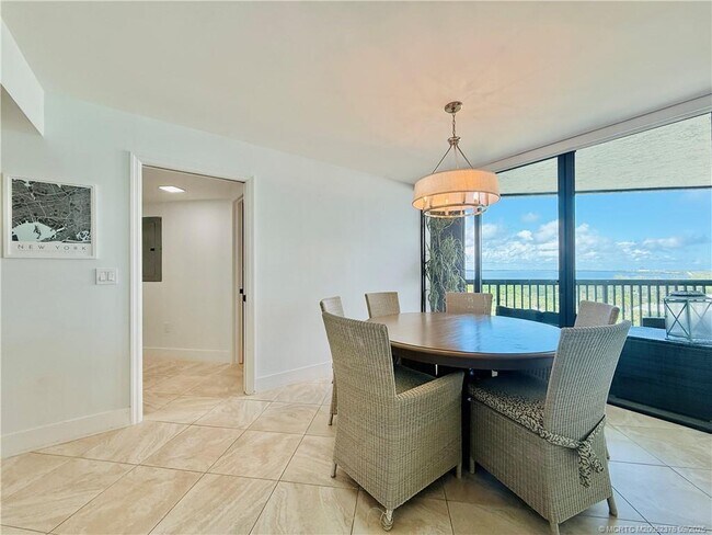 Building Photo - 8800 S Ocean Dr