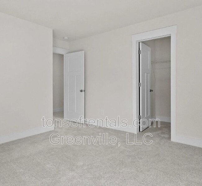 Building Photo - 539 Ml Pk Wy