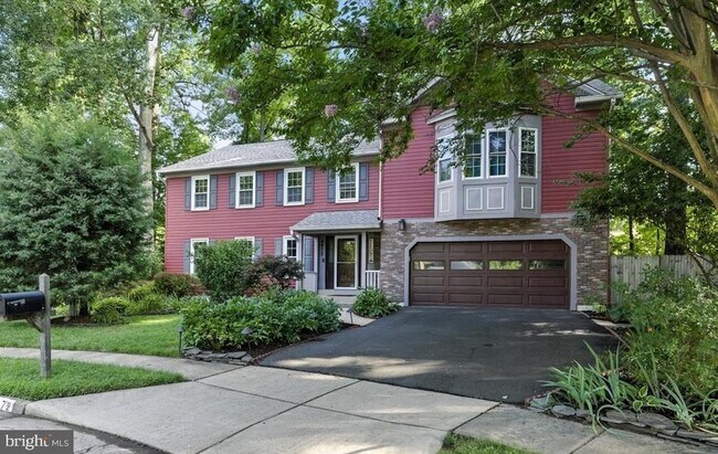 Building Photo - 9472 Lapstrake Ln