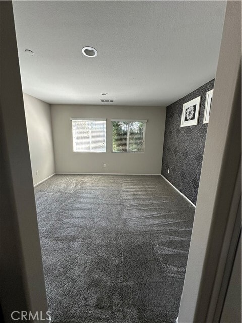 Building Photo - 29334 Linden Pl