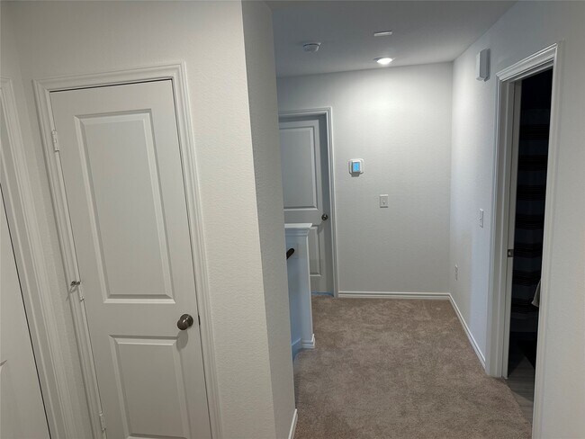 Building Photo - 15214 Canyon Rapids Rd