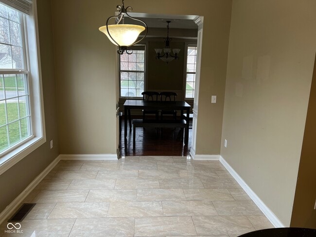 Building Photo - 11237 Niagara Dr