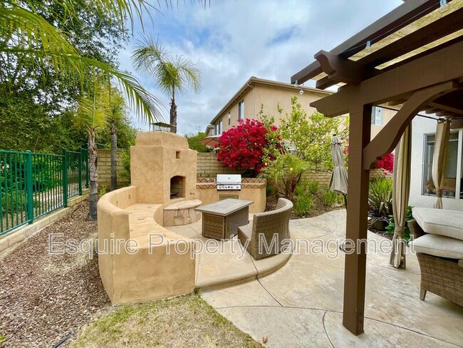 Building Photo - 4477 Camino De Las Estrellas