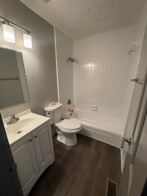 Building Photo - 2133 W Gordon Ave