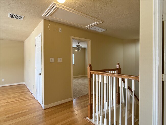 Building Photo - 11827 Edenstone Dr