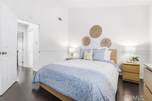 Building Photo - 334 S Walnut Ave