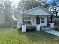 Building Photo - Coastal Retreat Near Keesler AFB – 2 Bed, ...