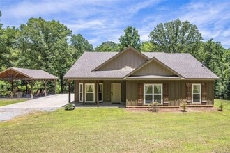 Building Photo - 71 S Tallassee Dr