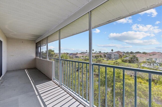 Building Photo - 5537 Sea Forest Dr