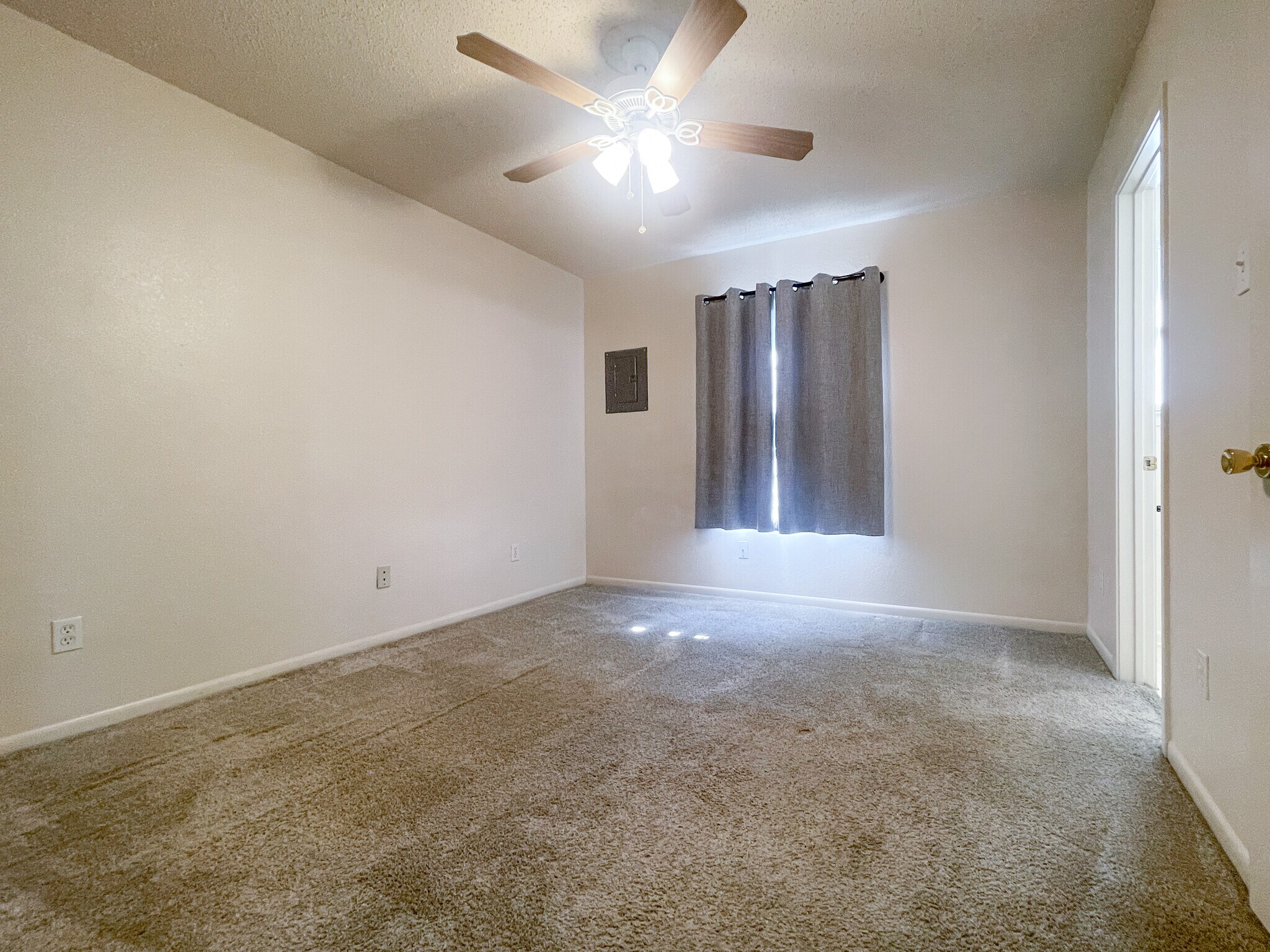 Building Photo - 255 Betty Jane Ln