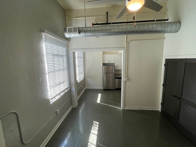 Building Photo - Culpeper Lofts - Building A