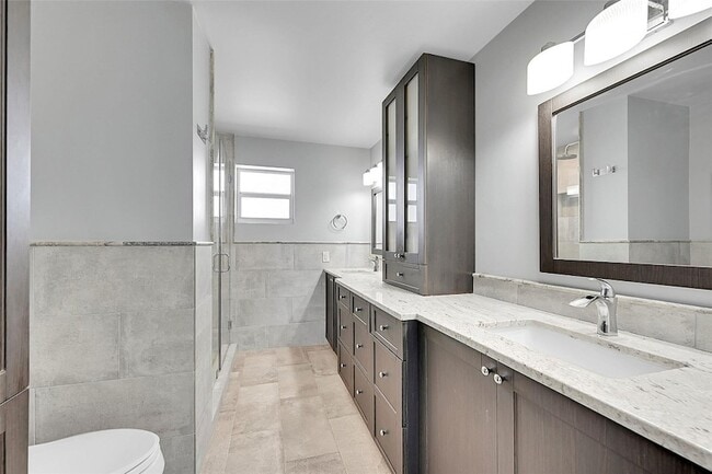 Building Photo - 111 N Pompano Beach Blvd