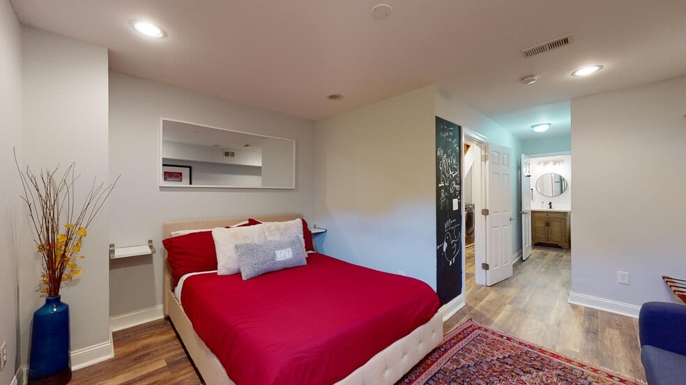 Front bedroom - 1223 4th Street Northwest