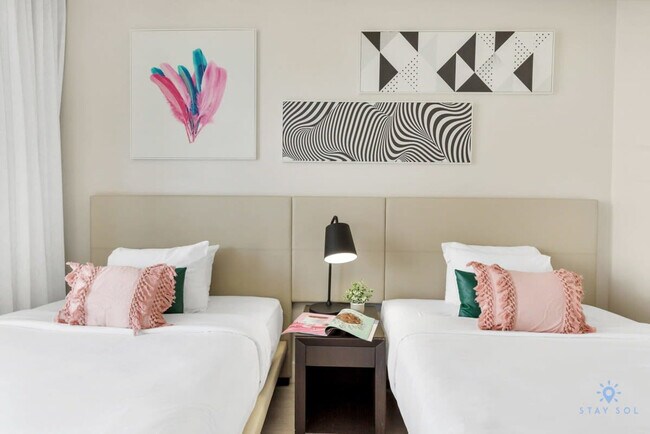 Building Photo - 4112 Jimmy Buffett Mem Hwy