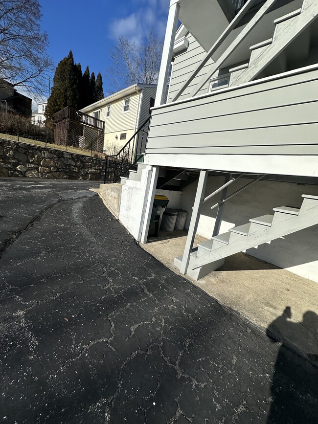 Back Entrance to Basement - 13 Page St