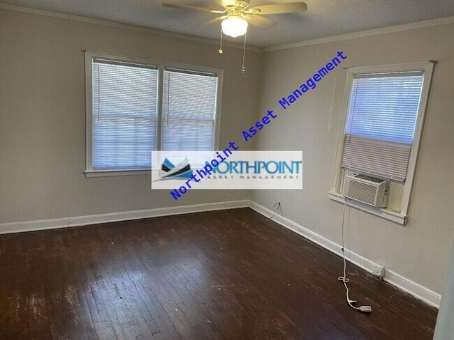 Building Photo - 3654 Kearney Ave