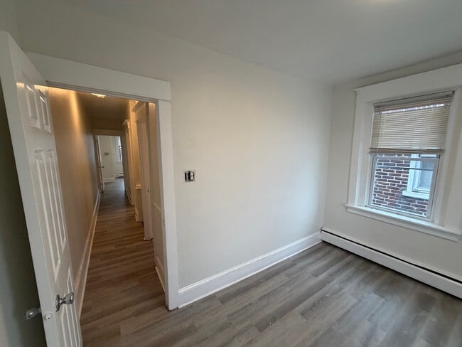 Building Photo - 130 Harvey Ave