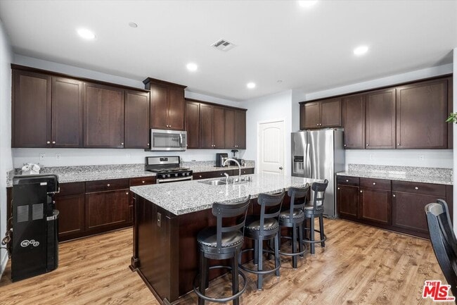 Building Photo - 24944 El Braso Dr