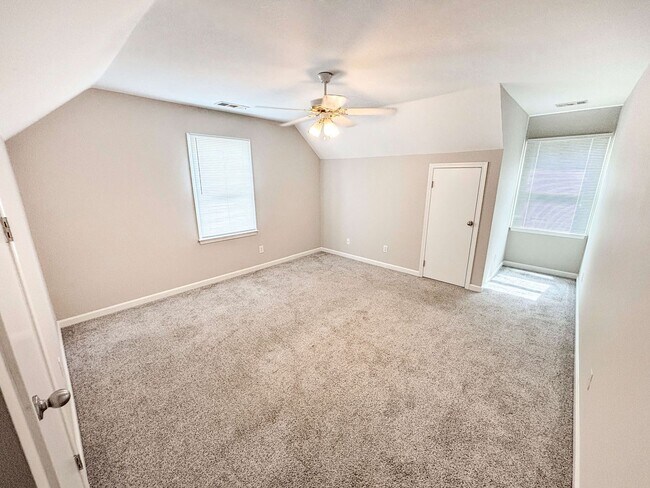 Building Photo - Acworth 4BR/3.5BA Finished Basement