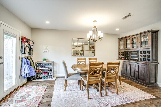 Building Photo - 14348 Misty Meadow Ln