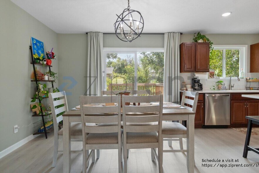 Building Photo - 5323 P St