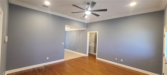 Building Photo - 1010 Newport Pkwy