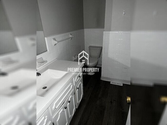 Building Photo - 3304 Deerfield Rd NW - Available Now!