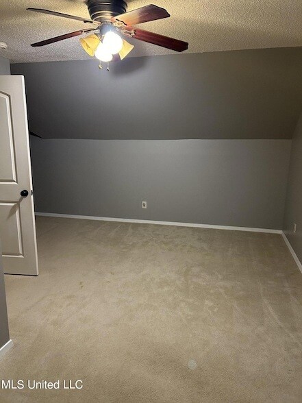 Building Photo - 14008 Dundeewood Rd