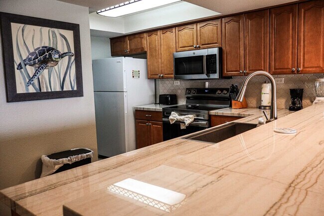 Building Photo - 2401 Gulf Blvd