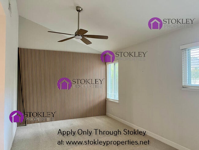 Building Photo - 1659 Siskiyou Dr