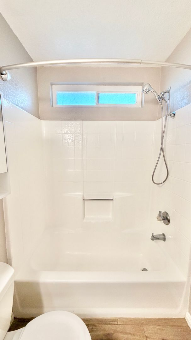 Building Photo - Wonderful Single-Story Home in the Darling Lake Rancho Viejo HOA Community of Fallbrook!