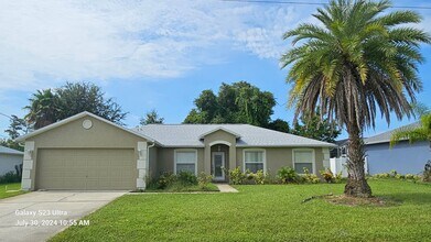 Building Photo - Beautifully Maintained Home In Palm Harbor