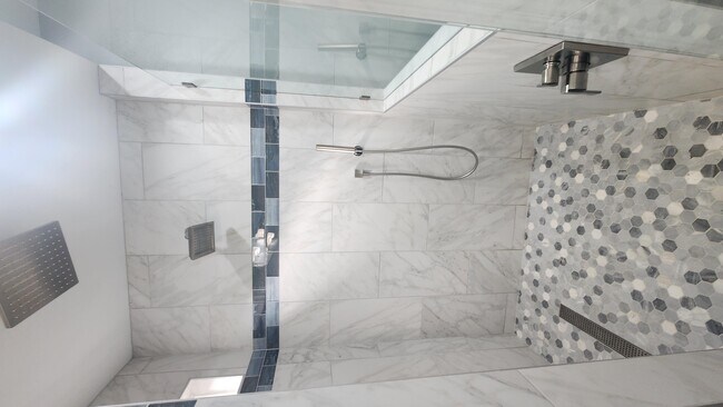 Building Photo - 9149 Timber Ln