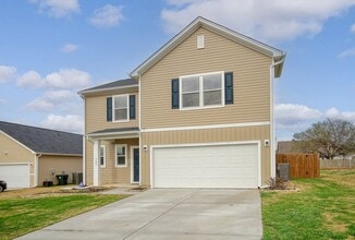 Building Photo - Spacious Moncks Corner Home