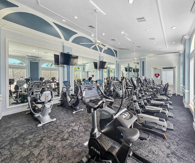 Building Photo - 5058 Glenville Dr