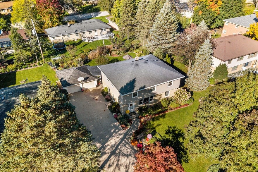 Lot - 1651 N 116th St