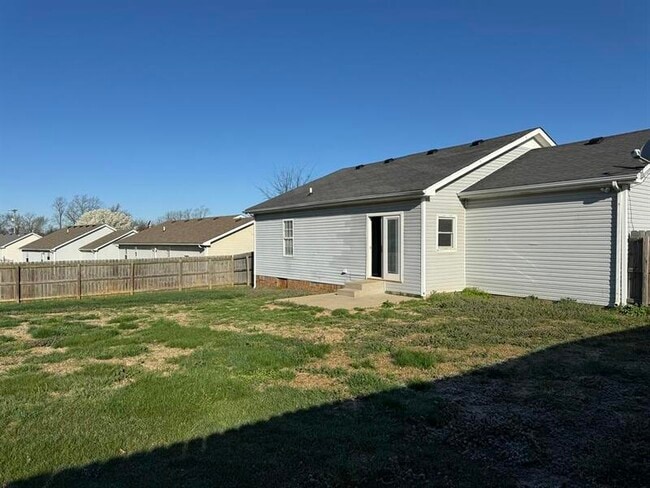 Building Photo - 205 Ruf Dr