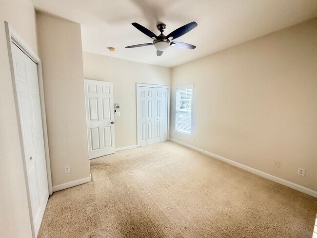 Building Photo - 1539 Pecan Ave