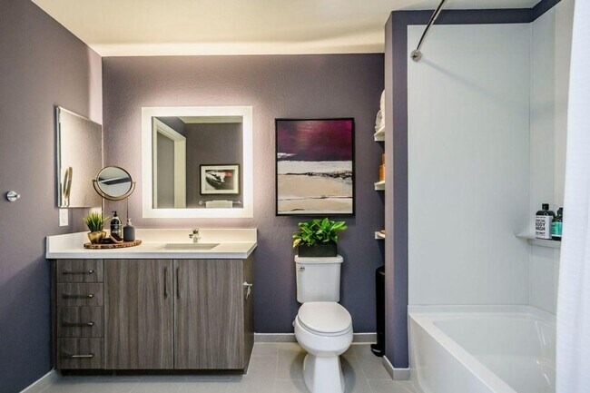 Building Photo - 345 E McKinley Ave