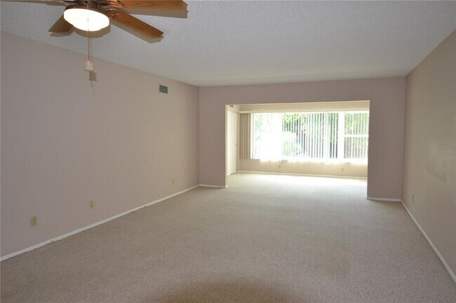 Building Photo - 2471 Sumatran Way