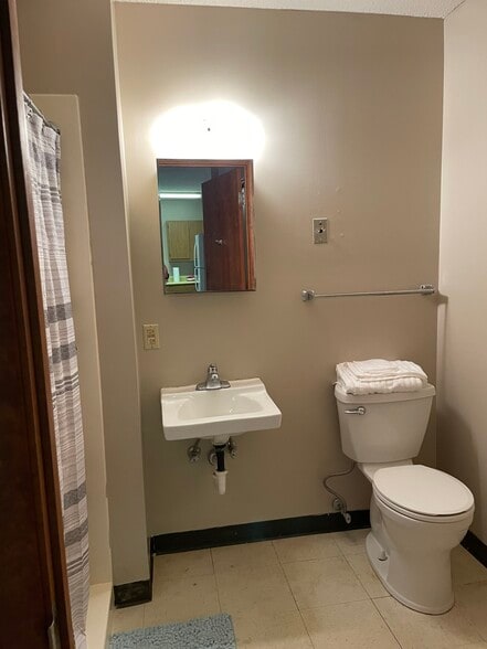 Building Photo - 440 N A St