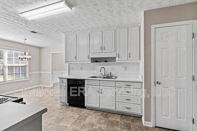 Building Photo - 185 Vintage Dr