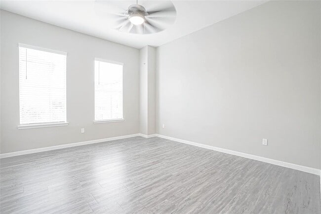 Building Photo - 4510 Dorado Dr