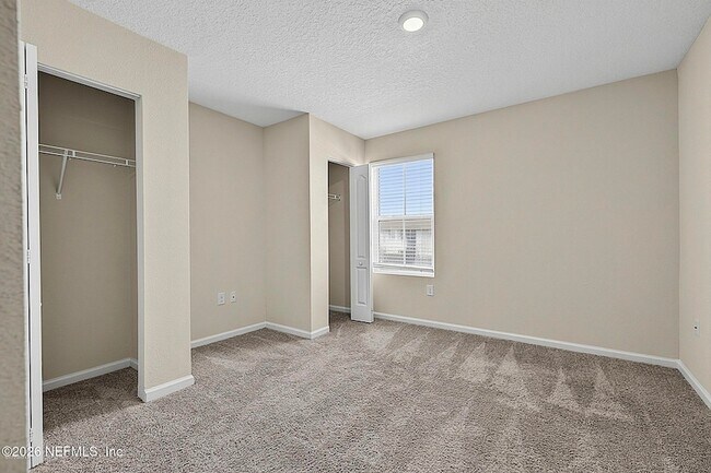 Building Photo - 7739 Legacy Trl