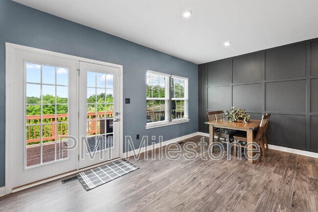 Building Photo - 367 Ontario Dr