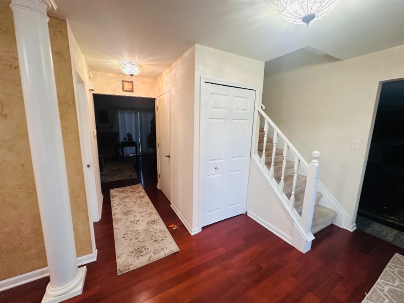 Building Photo - 5226 Cedarhurst Dr