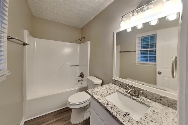 Building Photo - 291 N Briar Ridge
