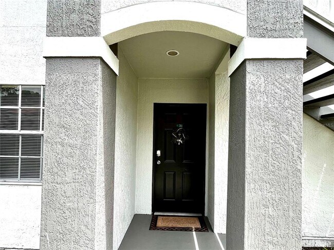 Building Photo - 14037 Fairway Island Dr